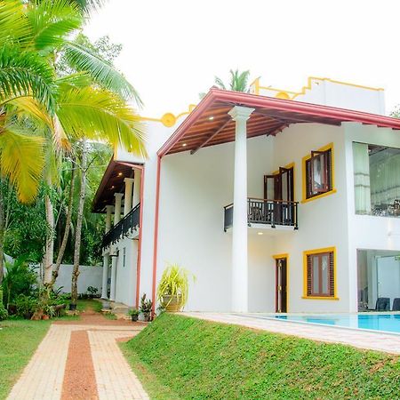Villa White ฮิกคาดูวา ภายนอก รูปภาพ