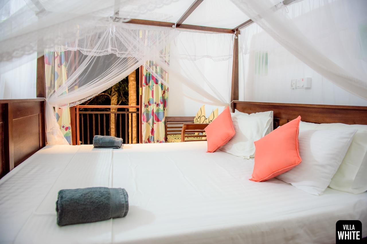 Villa White ฮิกคาดูวา ภายนอก รูปภาพ