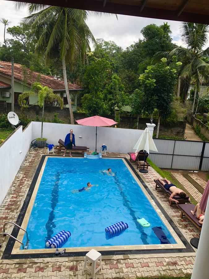 Villa White ฮิกคาดูวา ภายนอก รูปภาพ